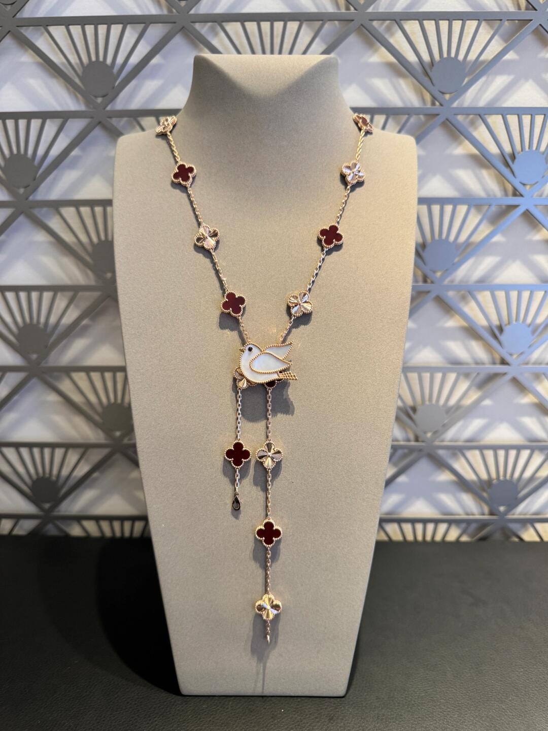 [Rani Jewelry]CLOVER 20 MOTIFS LASER CARNELIAN NECKLACE