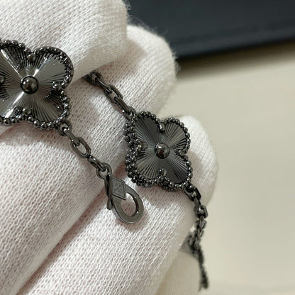 [Rani Jewelry JEWELRY]CLOVER 5 MOTIF BLACK BRACELET