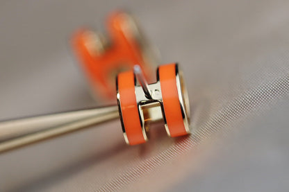 [Rani Jewelry]MINI POP H EARRINGS ORANGE