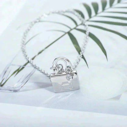 [Rani Jewelry]AMULETTE PEDANT SILVER NECKLACE