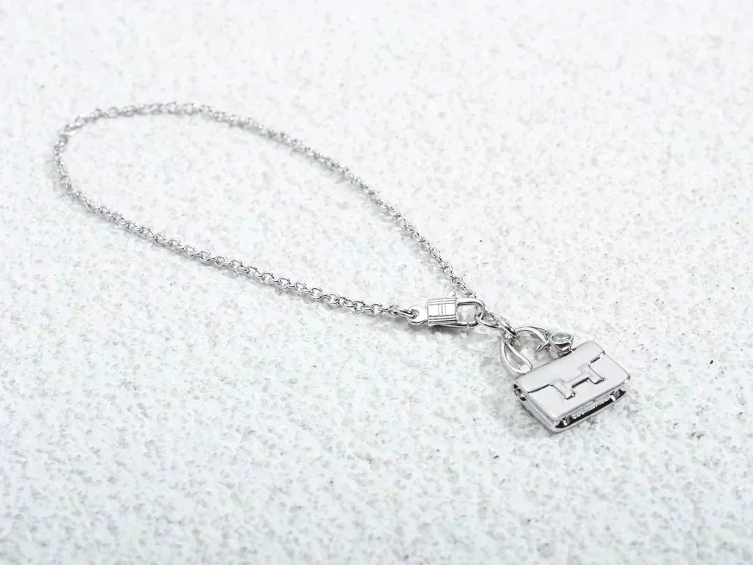 [Rani Jewelry]AMULETTE PEDANT SILVER NECKLACE
