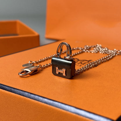 [Rani Jewelry]CONSTANCE BLACK PEDANT PINK GOLD NECKLACE