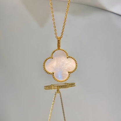 [Rani Jewelry]CLOVER 25MM MOP LARGE PENDANT NECKLACE