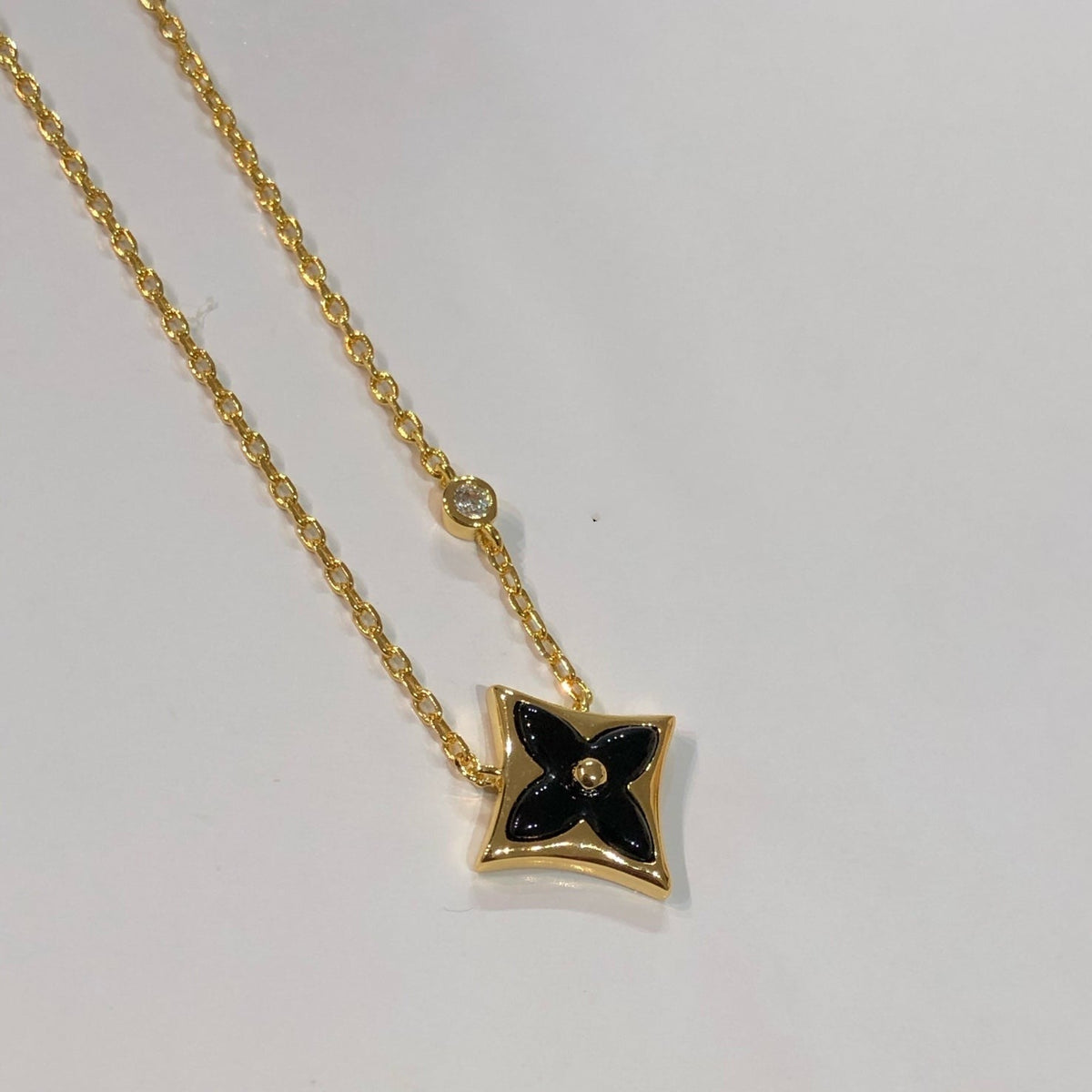 [Rani Jewelry]STAR BLACK MOP NECKLACE