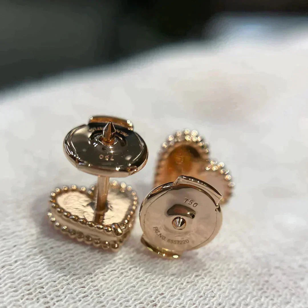 [Rani Jewelry]HEART CARNELIAN STUD EARRINGS
