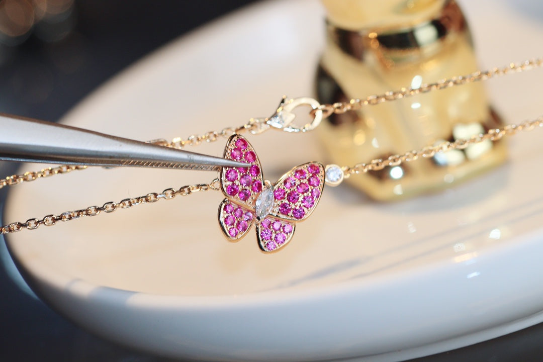 [Rani Jewelry]BUTTERFLY RED DIAMOND ROSE GOLD NECKLACE