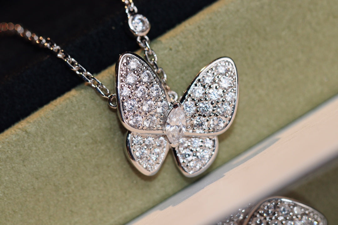 [Rani Jewelry]BUTTERFLY DIAMOND NECKLACE