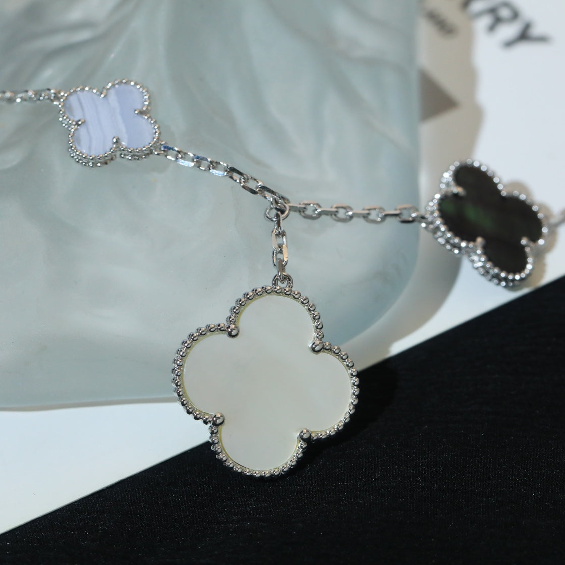 [Rani Jewelry]CLOVER BRACELET 5 MOTIFS MOP CHALCEDONY SILVER