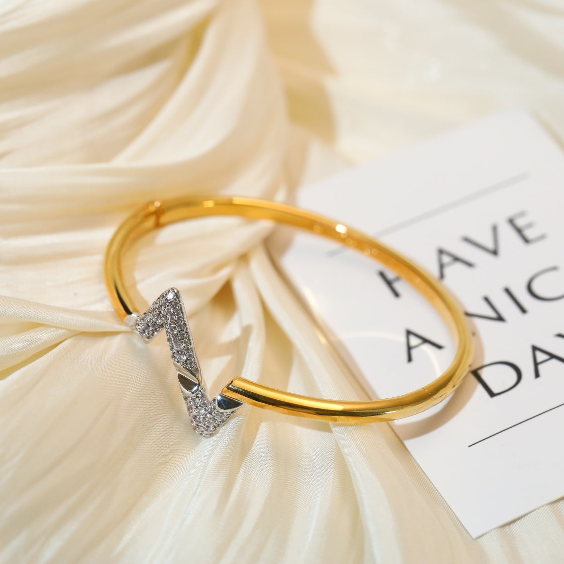 [Rani Jewelry]VOLTE UPSITE DOWN GOLD DIAMOND BRACELET