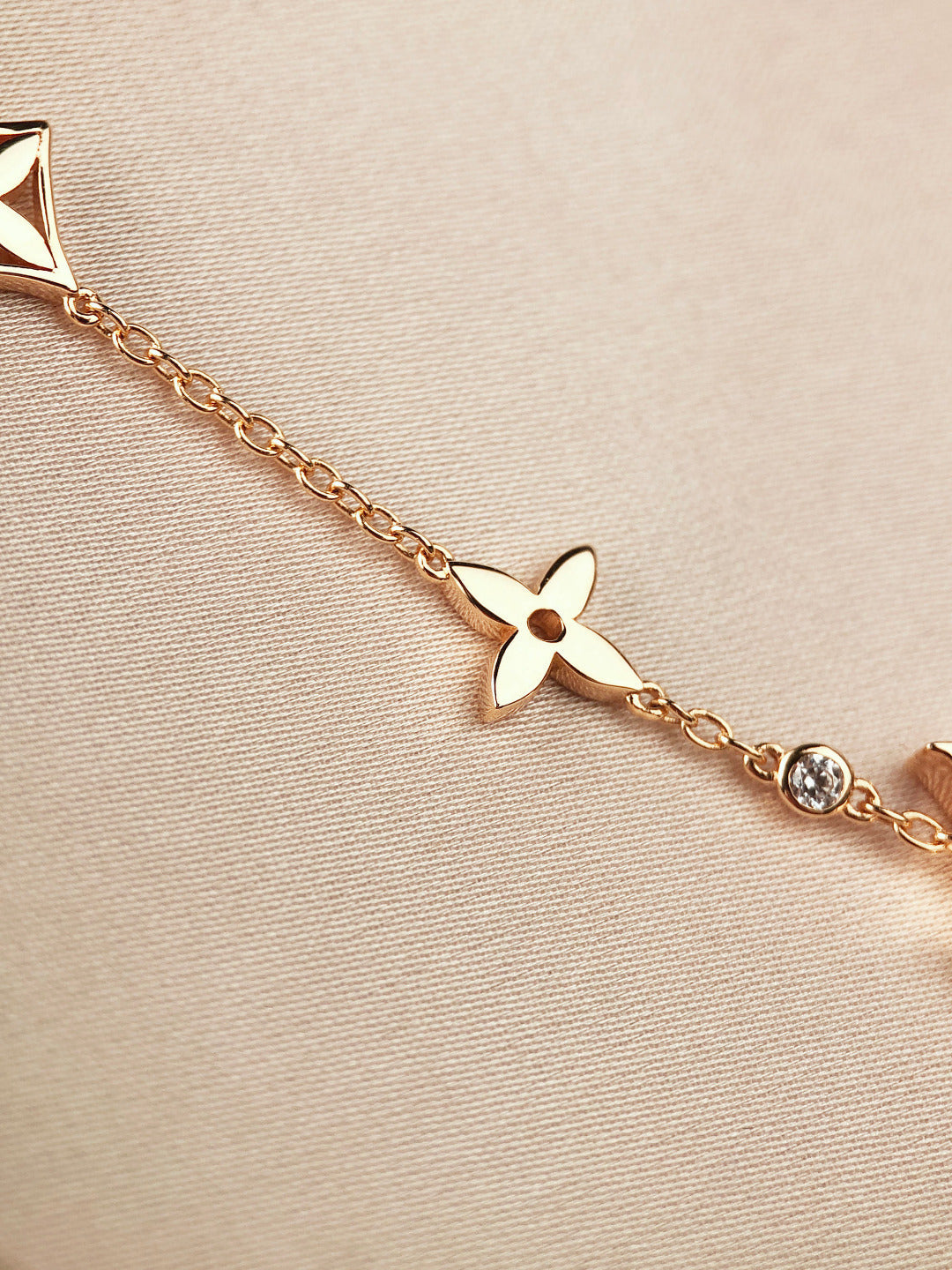 [Rani Jewelry]STAR AND SUN 7 MOTIFS GOLD BRACELET