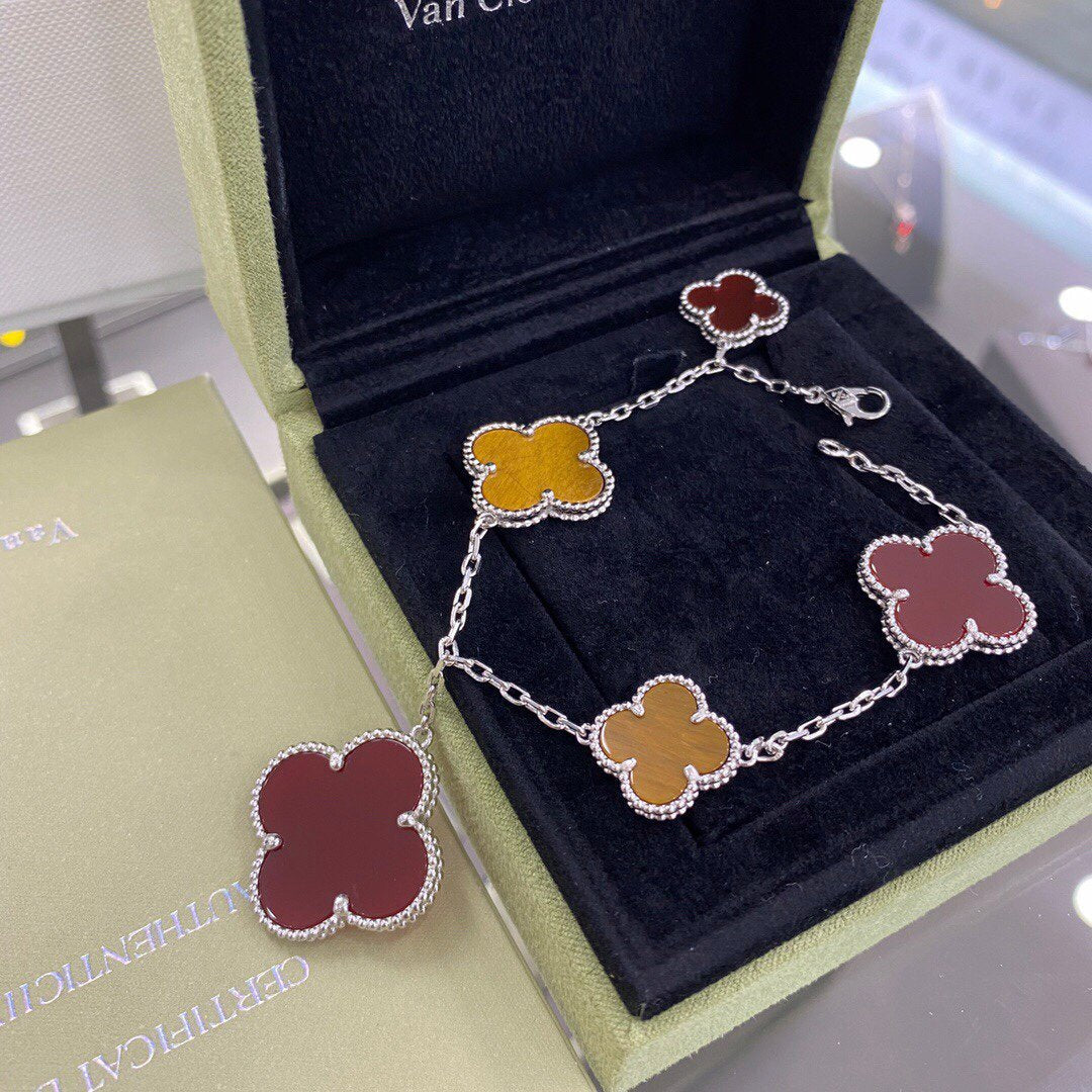 [Rani Jewelry]CLOVER 5 MOTIFS SIVLER CARNELIAN TIGER EYE BRACELET