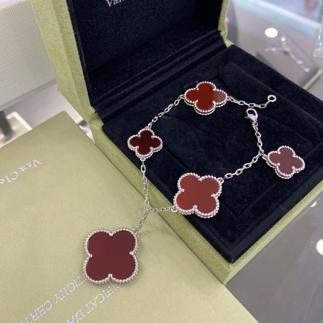 [Rani Jewelry]CLOVER 5 MOTIFS SIVLER CARNELIAN BRACELET