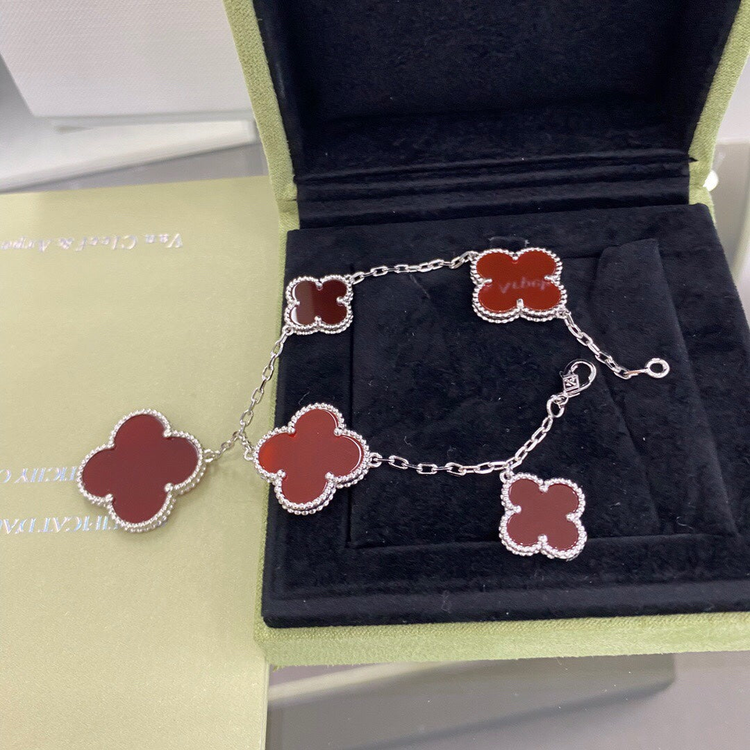 [Rani Jewelry]CLOVER 5 MOTIFS SIVLER CARNELIAN BRACELET
