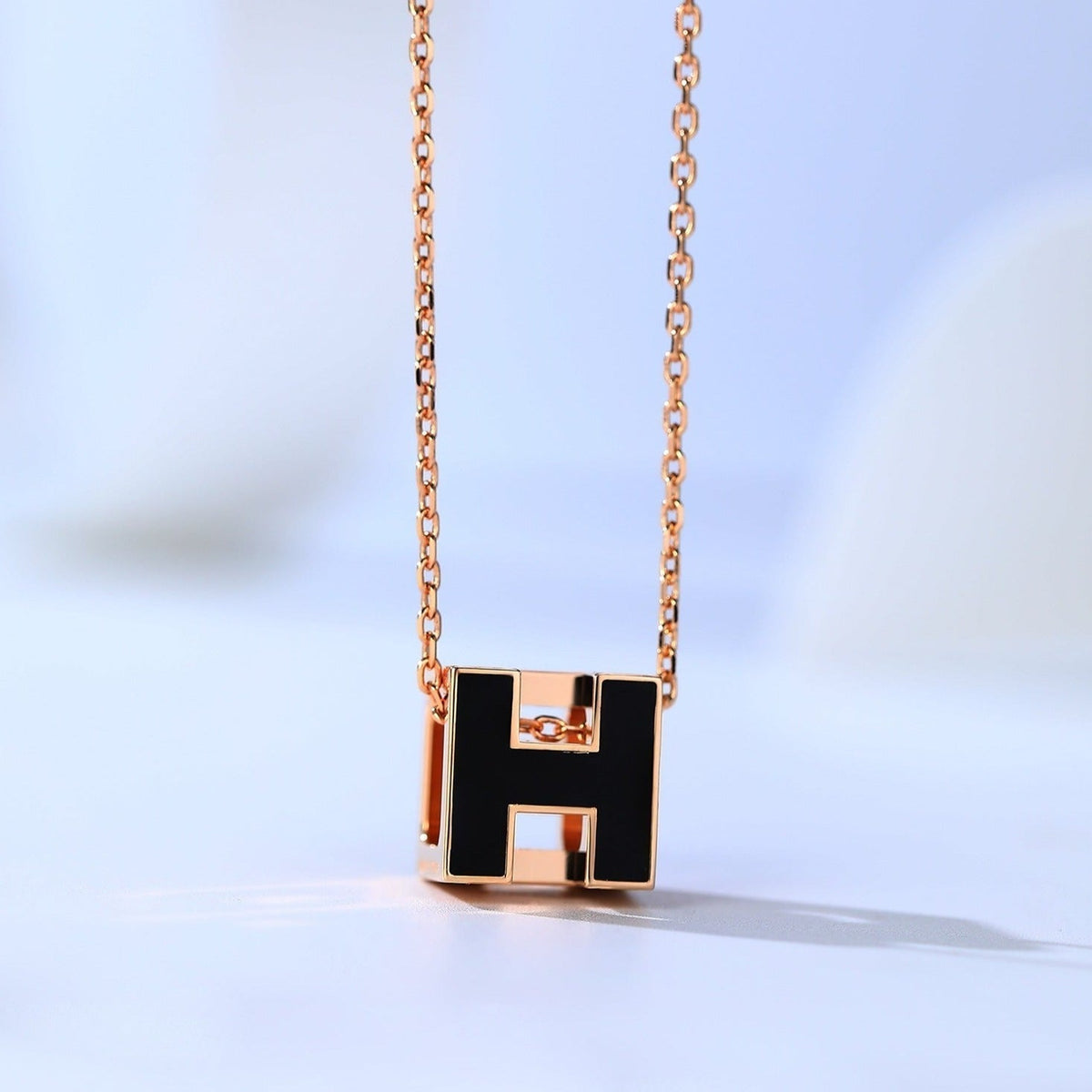 [Rani Jewelry]H CAGE PINK GOLD NECKLACE