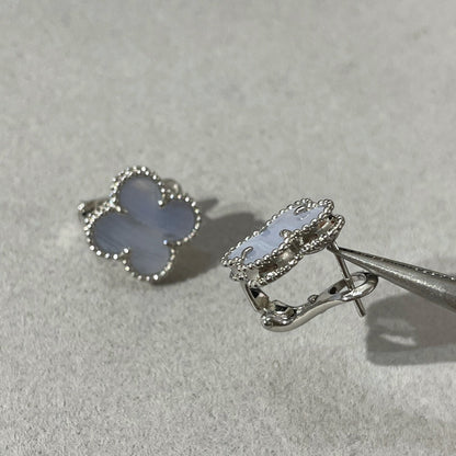 [Rani Jewelry]CLOVER CHALCEDONY SILVER STUD EARRINGS