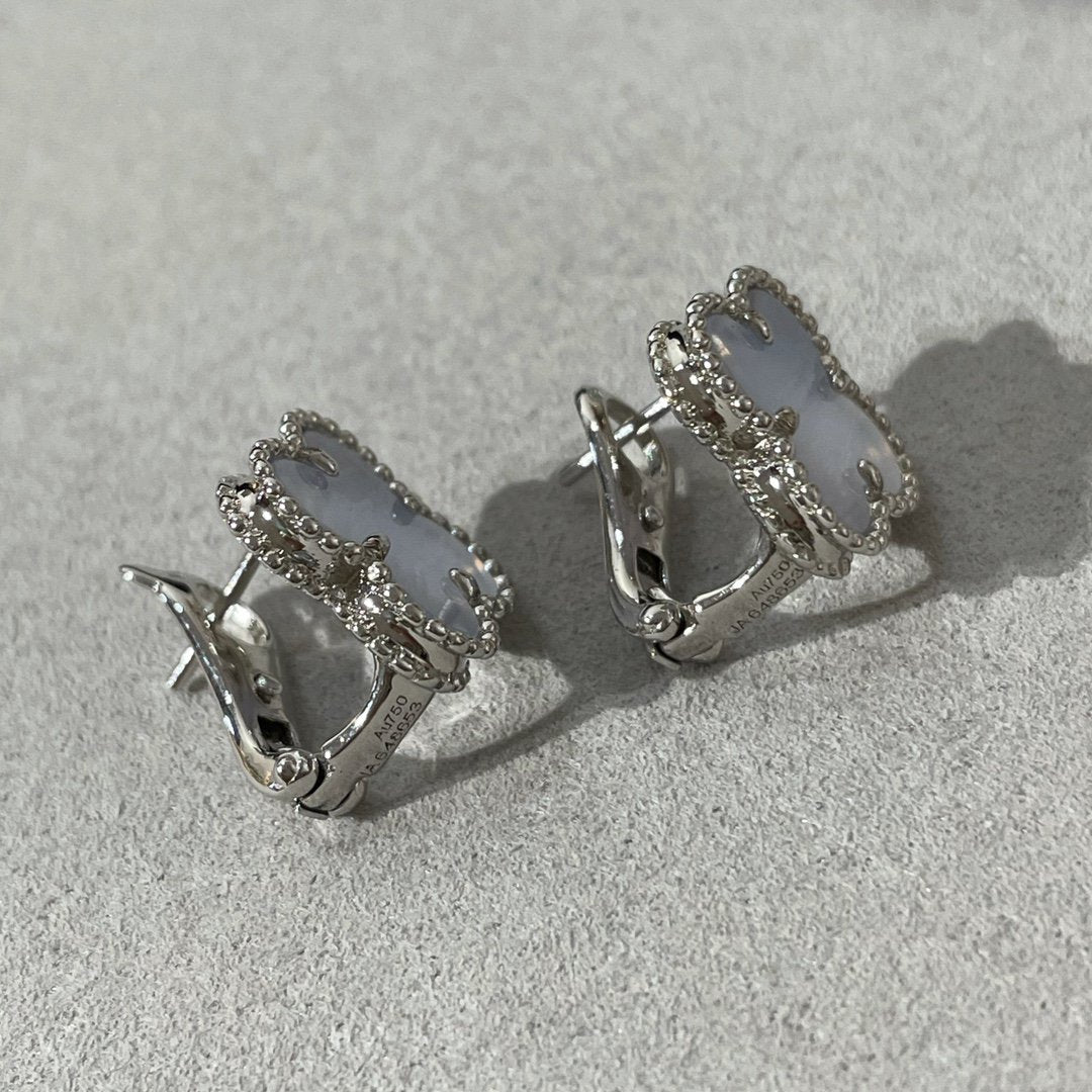 [Rani Jewelry]CLOVER CHALCEDONY SILVER STUD EARRINGS