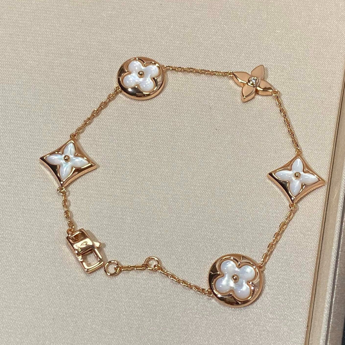 [Rani Jewelry]STAR AND SUN 5 MOTIF MOP PINK GOLD BRACELET