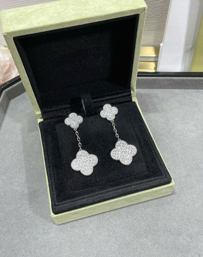 [Rani Jewelry]CLOVER 2 MOTIFS DIAMOND PAVED SILVER EARRINGS