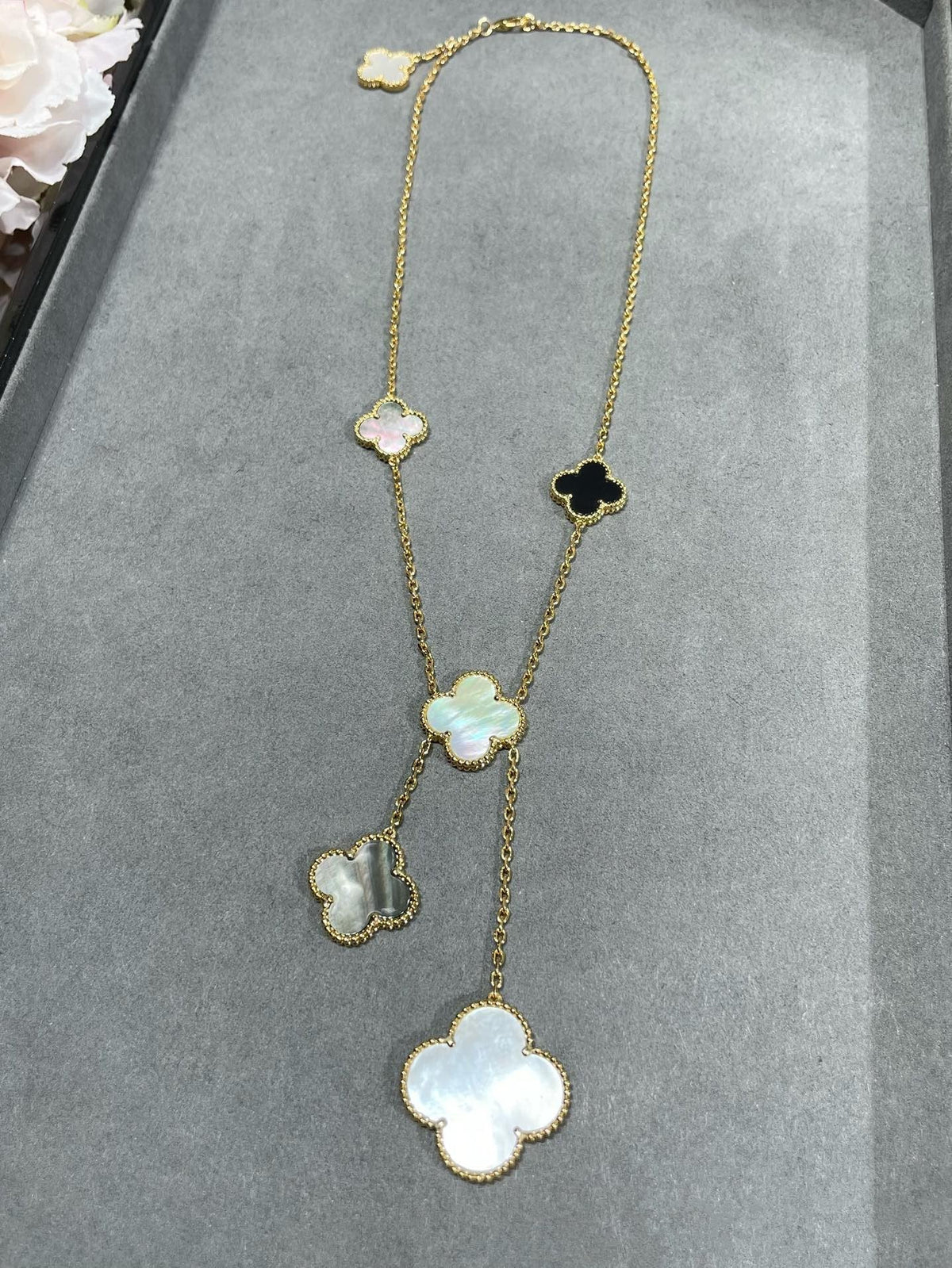 [Rani Jewelry]CLOVER 6 MOTIF MOP ONYX GOLD NECKLACE
