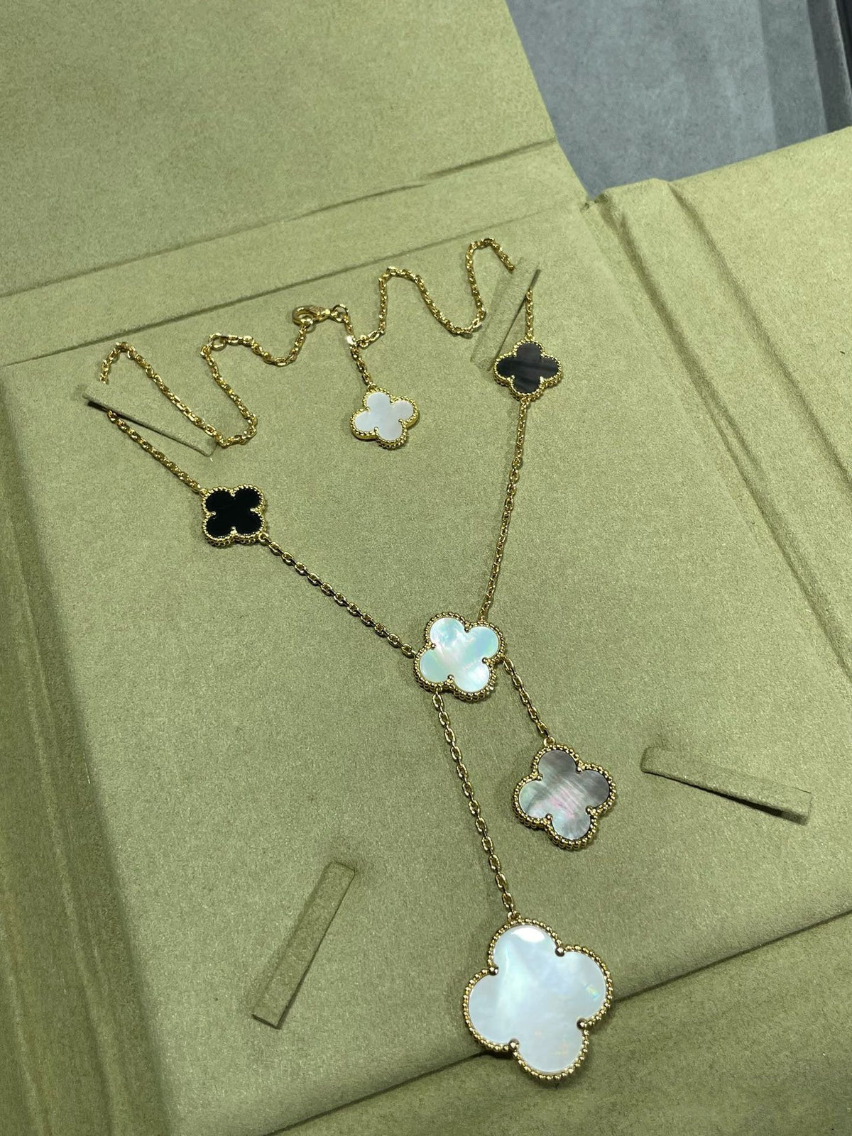 [Rani Jewelry]CLOVER 6 MOTIF MOP ONYX GOLD NECKLACE