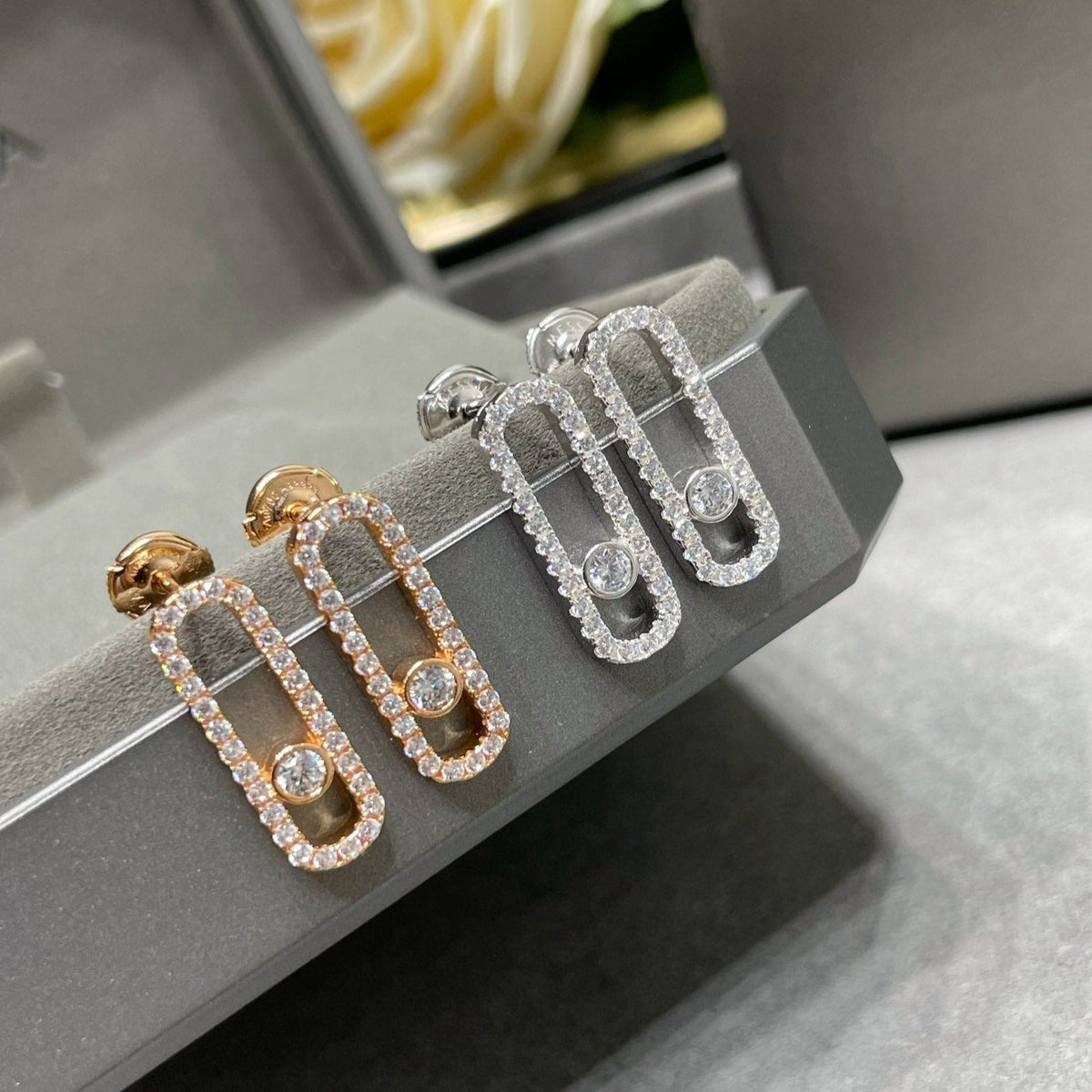 [Rani Jewelry]MOVE UNO STUD DIAMOND PAVED EARRINGS