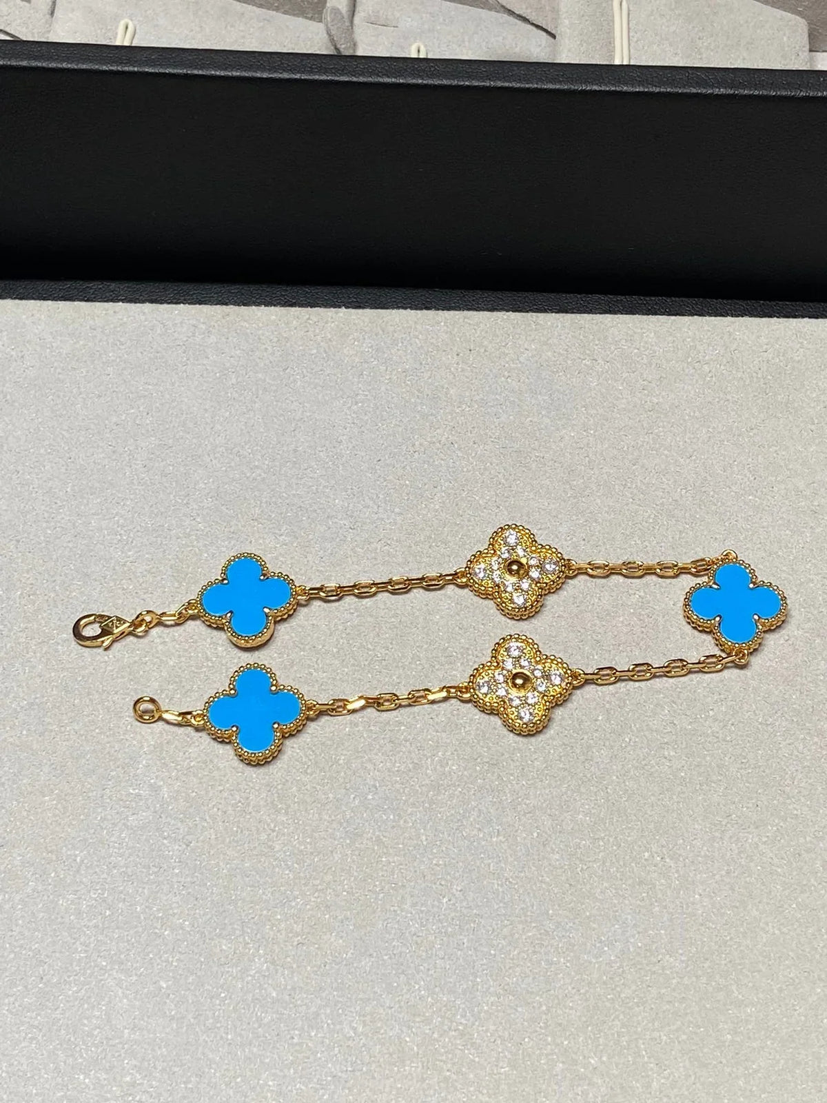 [Rani Jewelry] CLOVER 5 MOTIF BLUE AGATE BRACELET COLLECTION