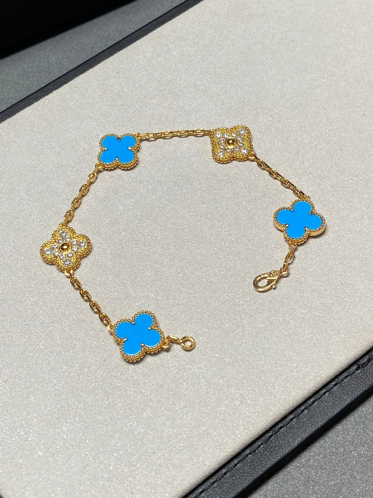 [Rani Jewelry] CLOVER 5 MOTIF BLUE AGATE BRACELET COLLECTION