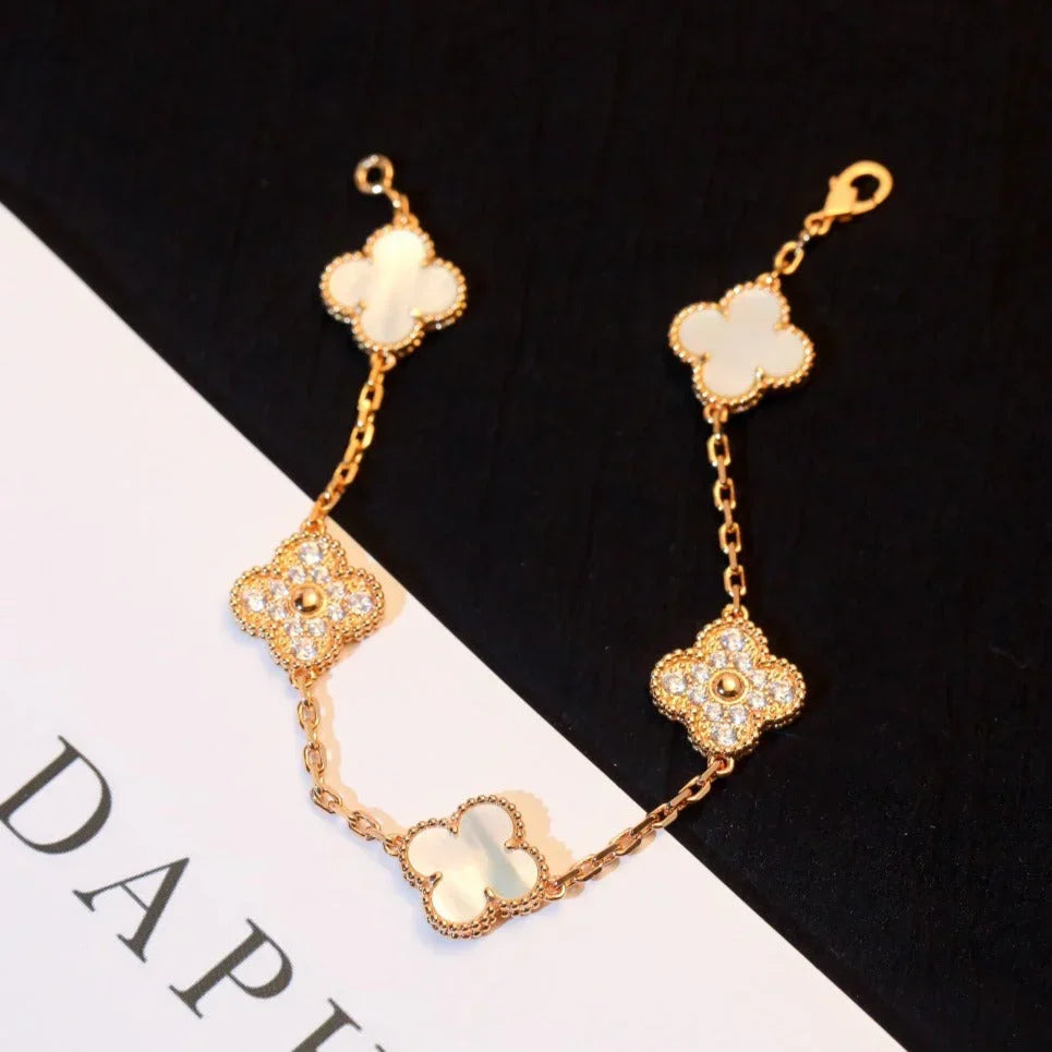 [Rani Jewelry]CLOVER WHITE PEARL MOP 5 MOTIF BRACELET COLLECTION