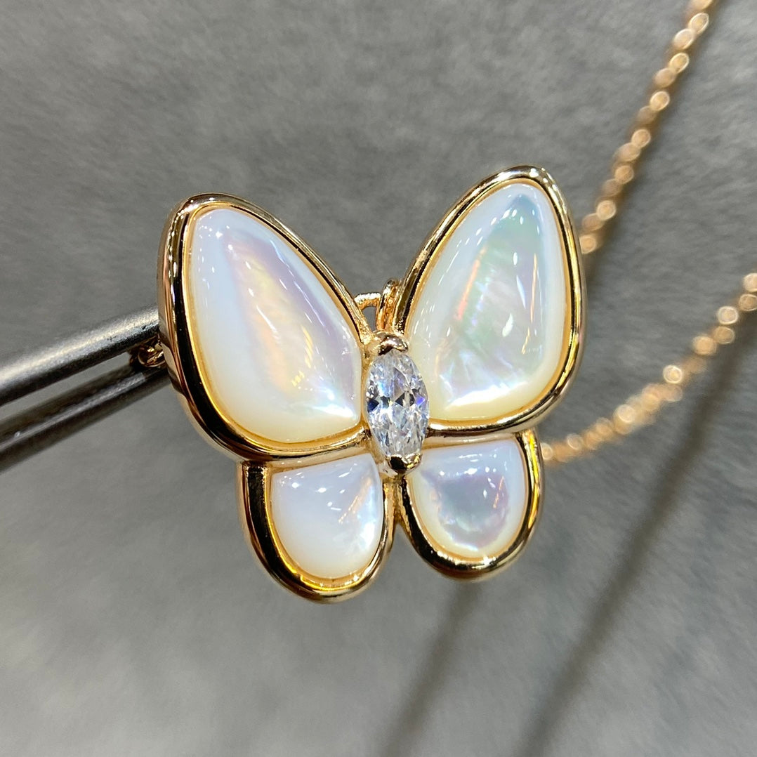 [Rani Jewelry]BUTTERFLY MOP DIAMOND NECKLACE