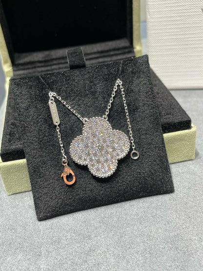 [Rani Jewelry]CLOVER 25MM LARGE PENDANT DIAMOND PAVED SILVER NECKLACE