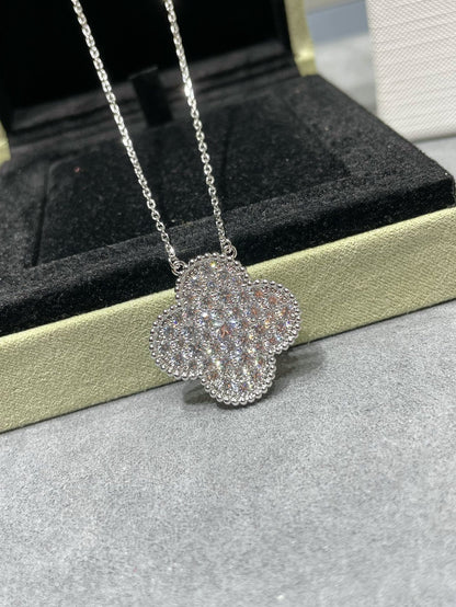 [Rani Jewelry]CLOVER 25MM LARGE PENDANT DIAMOND PAVED SILVER NECKLACE