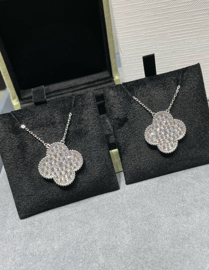 [Rani Jewelry]CLOVER 25MM LARGE PENDANT DIAMOND PAVED SILVER NECKLACE