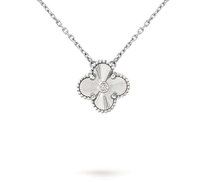 [Rani Jewelry]CLOVER 15MM CHRISTMAS LIMITED EDITION SINGLE FLOWER NECKLACE