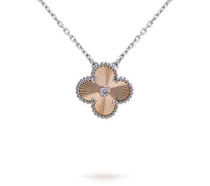 [Rani Jewelry]CLOVER 15MM CHRISTMAS LIMITED EDITION SINGLE FLOWER NECKLACE