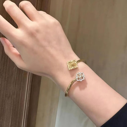 [Rani Jewelry JEWELRY] OPERA TULLE  GOLD BRACELET WITH ENAMEL BACKGROUND