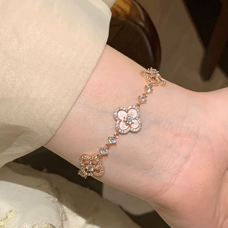 [Rani Jewelry]CLOVER 5 MOTIF PINK BLUE RED WHITE BRACELET