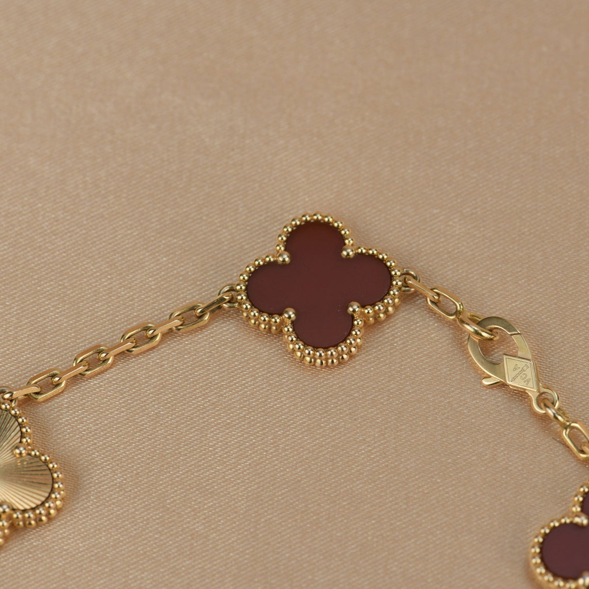 [Rani Jewelry]CLOVER  5 MOTIFS CARNELIAN GOLD BRACELET