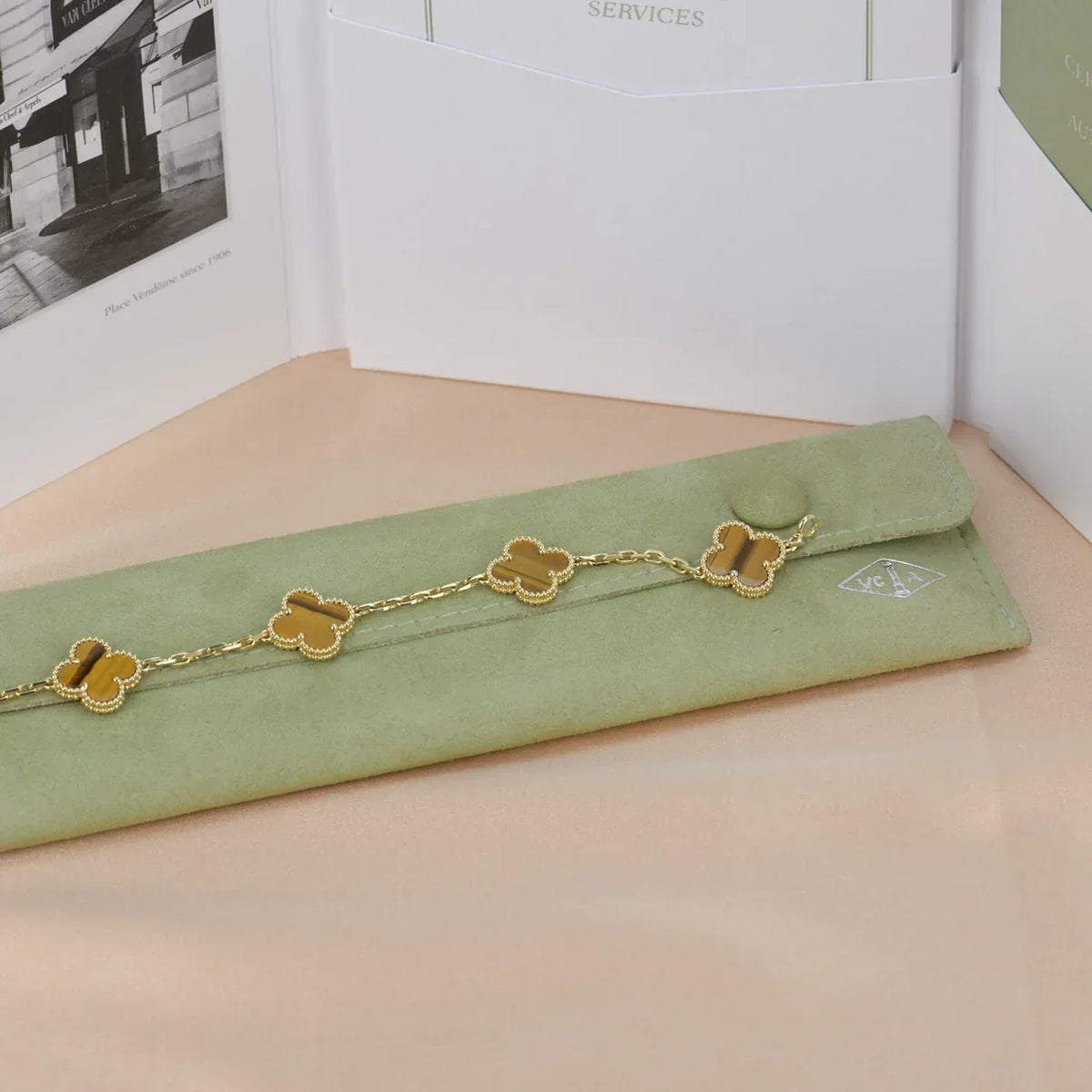 [Rani Jewelry] CLOVER 5 MOTIFS TIGER EYE BRACELET COLLECTION