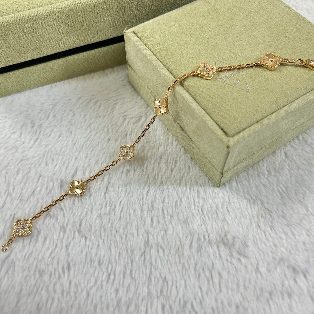 [Rani Jewelry]CLOVER 6 MOTIF DIAMOND LASER BRACELET