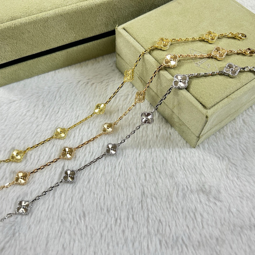 [Rani Jewelry]CLOVER 6 MOTIF DIAMOND BRACELET