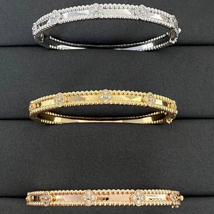 [Rani Jewelry]CLOVER BRACELET 4MM DIAMONDS