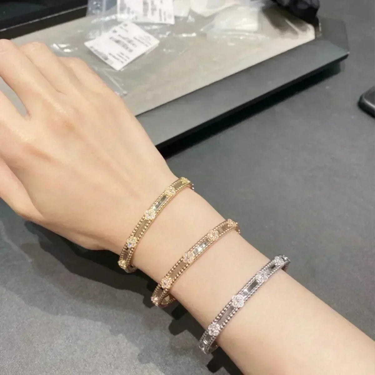 [Rani Jewelry]CLOVER BRACELET 4MM DIAMONDS