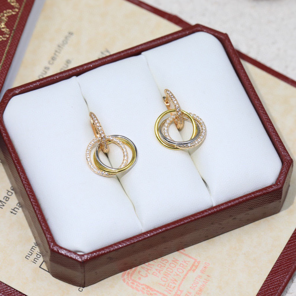 [Rani Jewelry] TRINITY HALF DIAMOND  EARRINGS