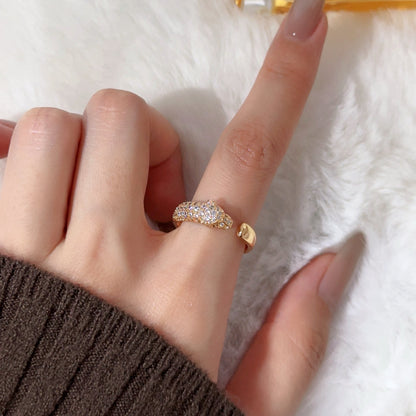 [Rani Jewelry] PANTHERE HALF DIAMOND SMALL RING