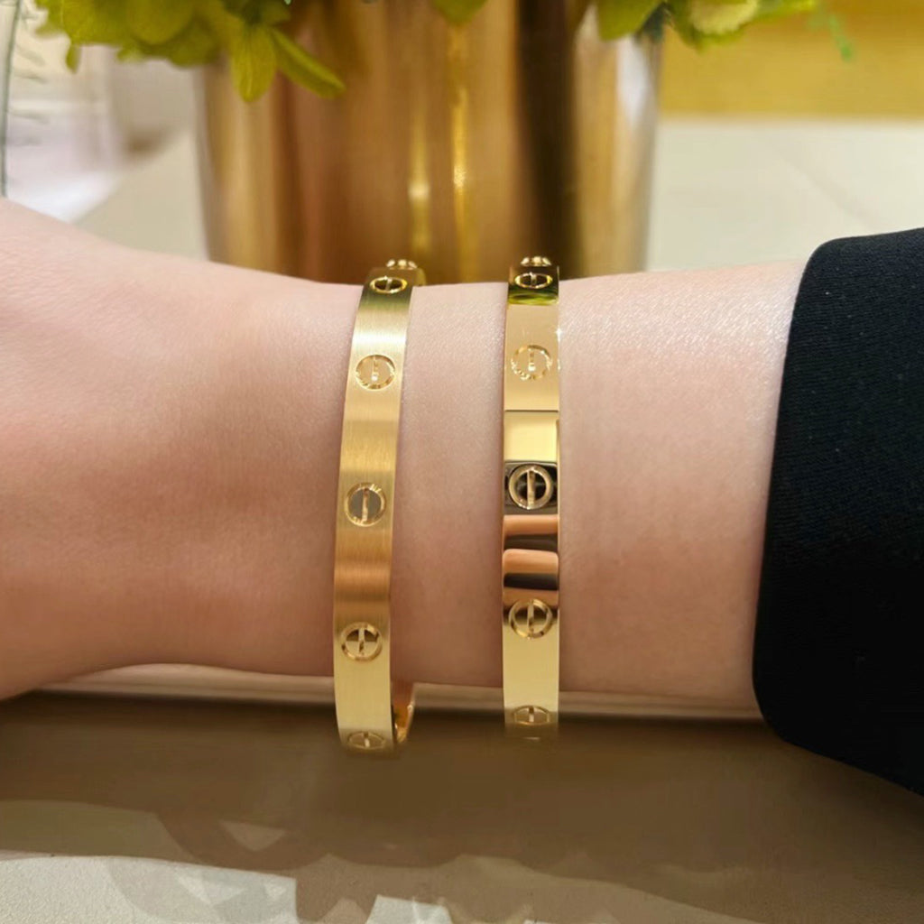 [Rani Jewelry] LOVE BRACELET 6.1MM BRUSHED