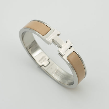 [Rani Jewelry]H GREY BRACELET