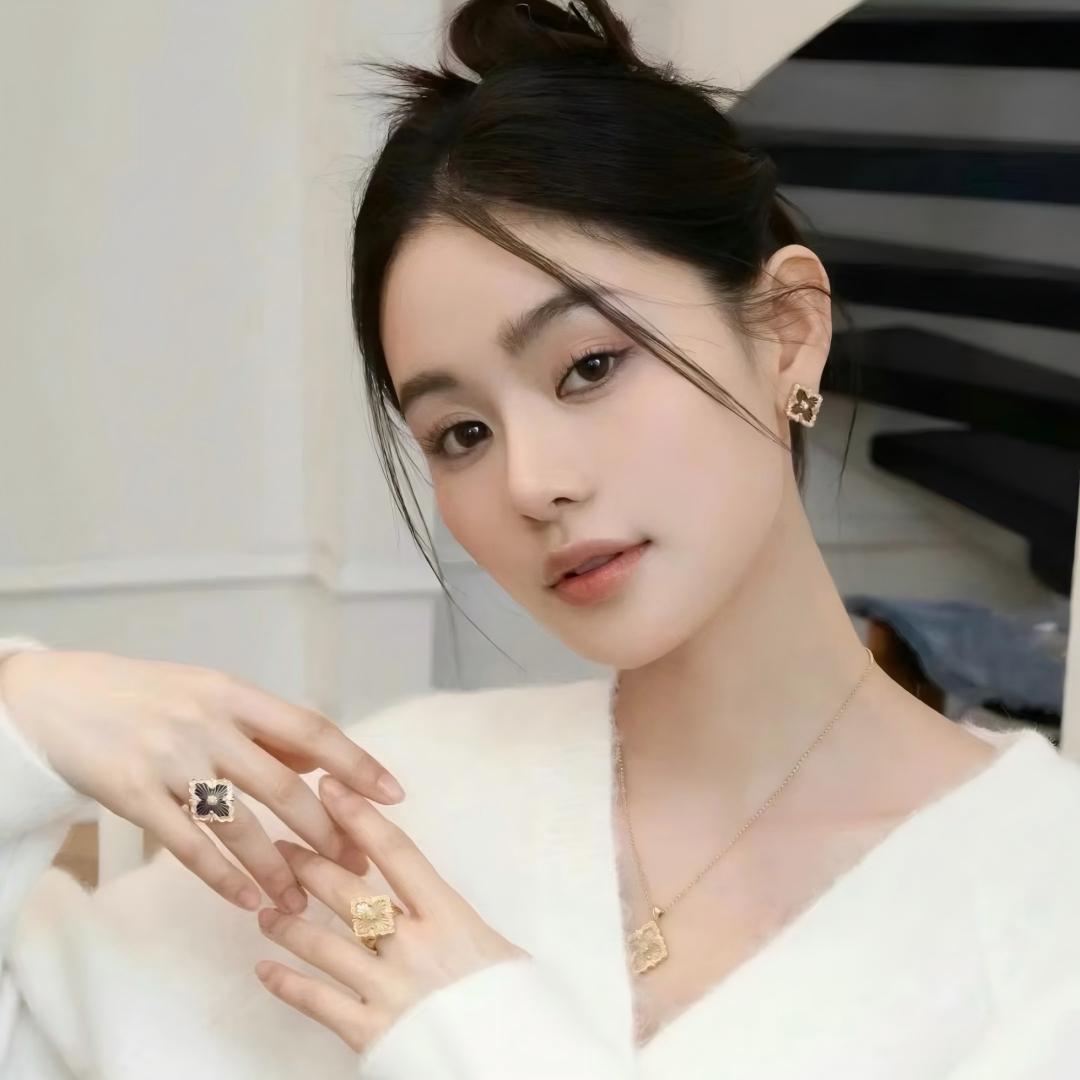 [Rani Jewelry JEWELRY]OPERA TULLE GOLD BUTTON EARRINGS ENAMELED ELEMENT