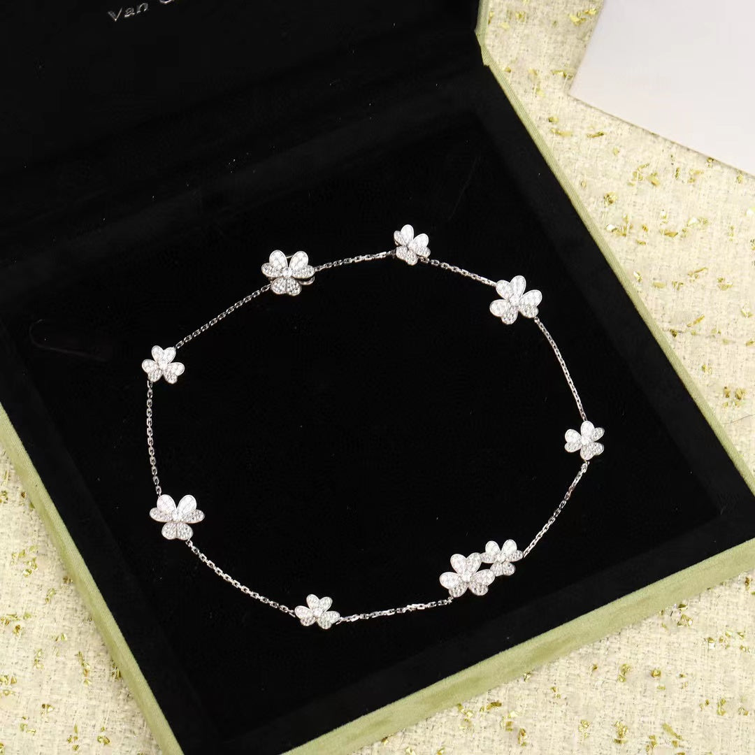 [Rani Jewelry]FRIVOLE SILVER 9 FLOWERS NECKLACE