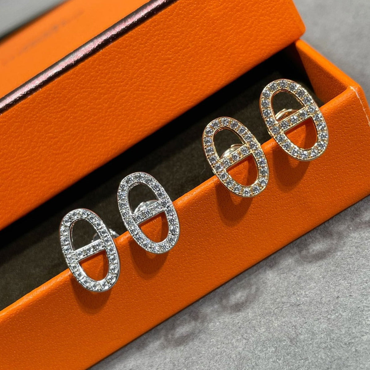 [Rani Jewelry]HM FULL DIAMOND PIG NOSE STUD EARRINGS