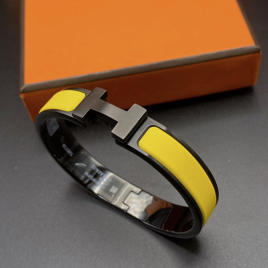 [Rani Jewelry]CLIC HM SO BLACK YELLOW BRACELET